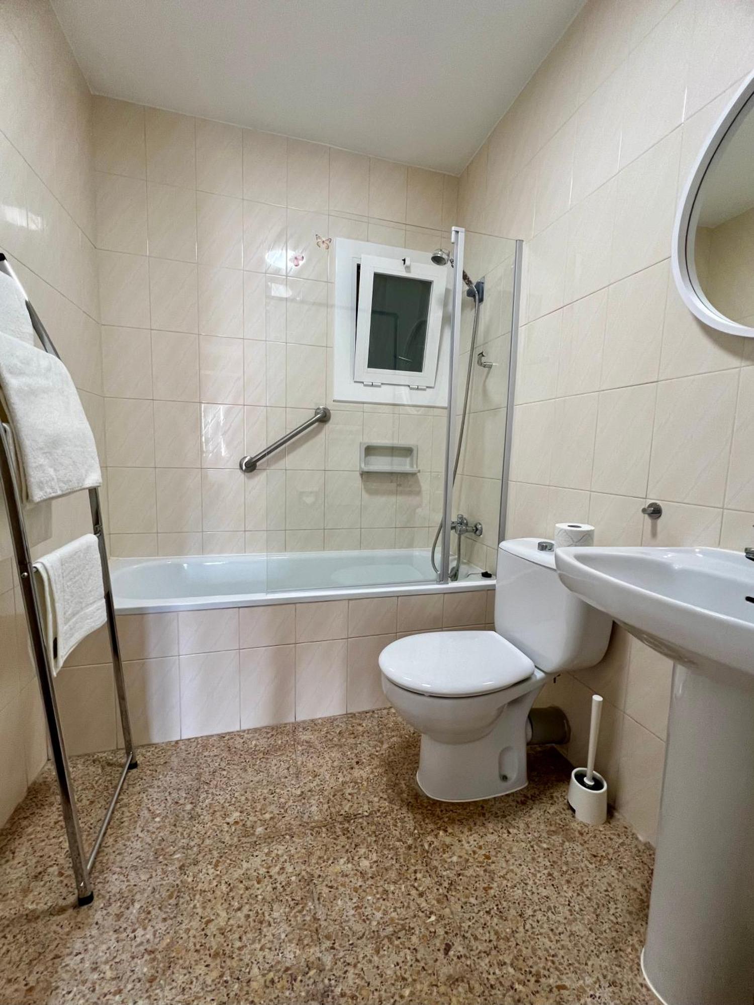 Escondite Central Con Terraza Compartida En La Azotea Ρόζες Δωμάτιο φωτογραφία